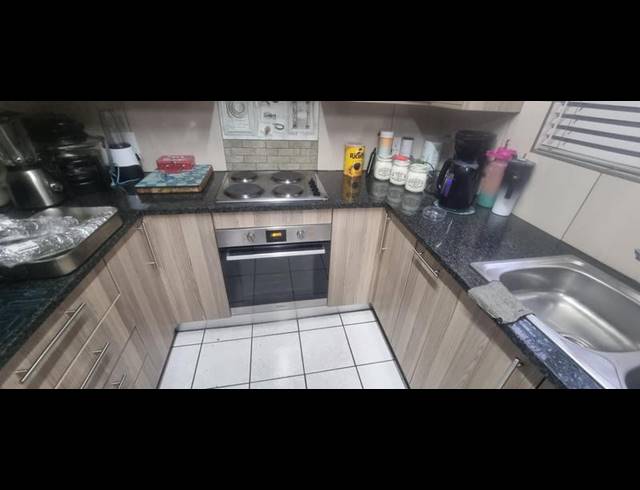 4 BEDROOM TOWNHOUSE FOR SALE IN CELTISDAL
